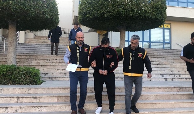 Kayıp çantanın sahibi kırmızı bültenle aranan şüpheli çıktı