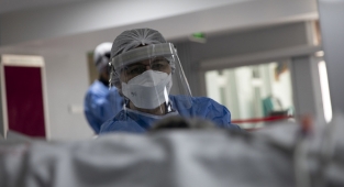 Kovid-19 ölüm oranları düşüşe geçti