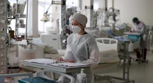 Kovid-19 Yoğun Bakım Servisi'nde Yataklar Boşaldı