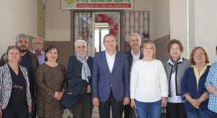 "Kütüphaneler Kenti" Ayvalık’ta, Altınova’nın Da Artık Bir Kütüphanesi Var