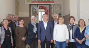 "Kütüphaneler Kenti" Ayvalık’ta, Altınova’nın Da Artık Bir Kütüphanesi Var