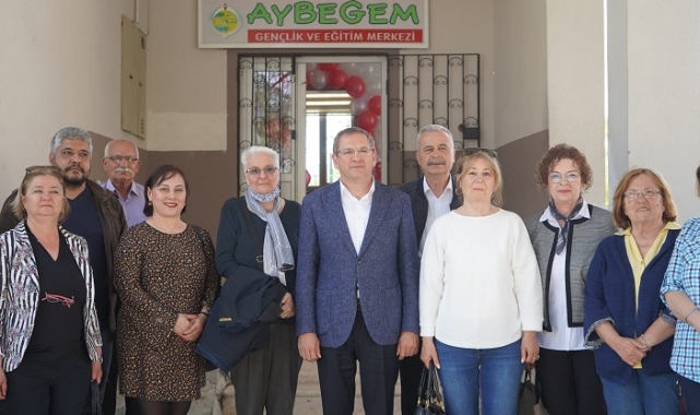 "Kütüphaneler Kenti" Ayvalık’ta, Altınova’nın Da Artık Bir Kütüphanesi Var