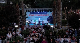 Menemen Belediyesi’nden Dev İftar