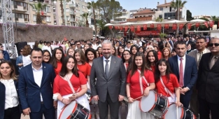Menemen'de 23 Nisan Coşkusu