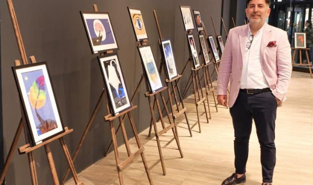 Ressam Cüneyt Gürbulak'ın Tuvali Telefonu