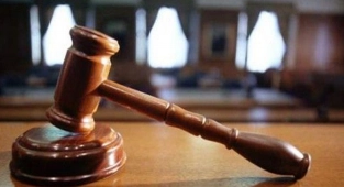 İzmir'de Ceyda Yüksel'in "cam kesisi" sonucu ölümüne ilişkin dava görülüyor