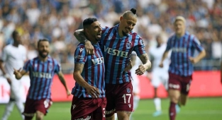 Spor Toto Süper Lig'in 35. haftasında şampiyonluk heyecanı