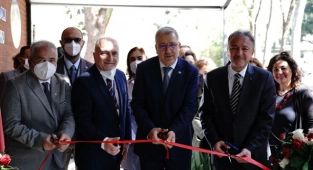 Yenilenen Makroskopi Laboratuvarı törenle açıldı
