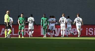 Altay - Giresunspor karşılaşması berabere bitti