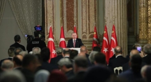 Cumhurbaşkanı Erdoğan'ın ramazan mesaisi yoğun geçti