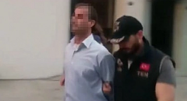 İzmir'de FETÖ'nün hücre evlerine baskın: 21 gözaltı