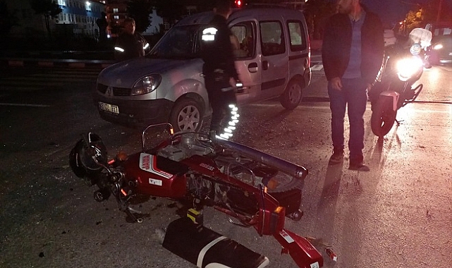Manisa'da motosikletin sürücüsü yaralandı
