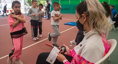 Sportif yetenek ölçümleri için mobil hizmet
