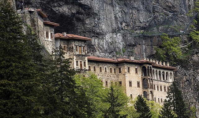 Sümela Manastırı sezona hızlı başladı