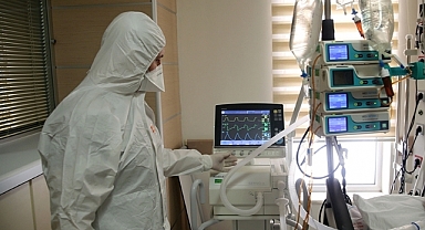 Türkiye'de 1743 kişinin Kovid-19 testi pozitif çıktı