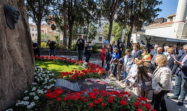 Zübeyde Hanım Anneler Gününde anıldı