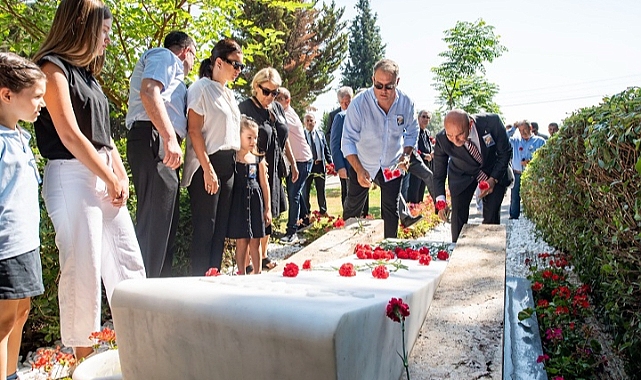 Ahmet Piriştina kabri başında anıldı