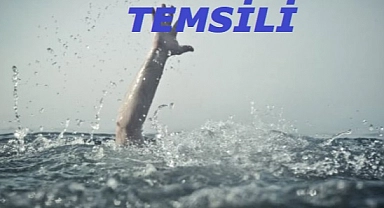 Denizde boğulma tehlikesi geçiren 80 yaşındaki kişi hastanede öldü