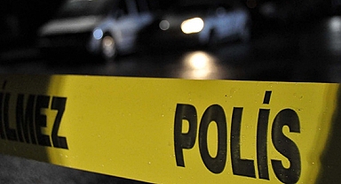 İzmir'de metruk binada erkek cesedi bulundu