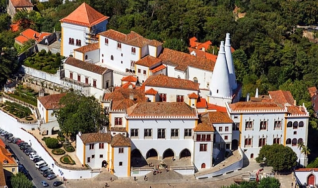 Portekiz Sintra Kalesi Nerededir, Nasıl Gidilir?