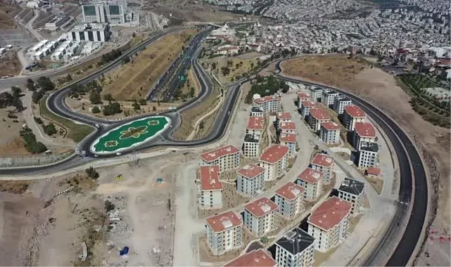 Deprem konutlarının ilk etabı temmuzda teslim edilecek