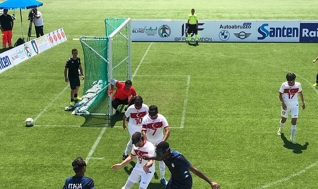 Sesi Görenler Futbol Milli Takımı Yarı Finalde
