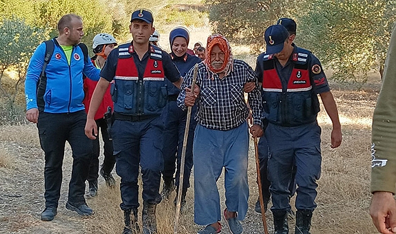 81 yaşındaki yaşlı adam 14 saat sonra bulundu