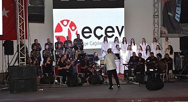 Antakya Medeniyetler Korosu, Alaçatı'da Unutulmaz Bir Gece Yaşattı
