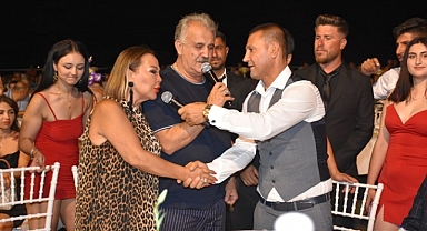 Birbirinden Ünlü Sanatçılar Lüks Projenin Pazarlığını Sahne de Yaptı…