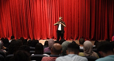 Bornova Belediyesi öğrencilerin yanında