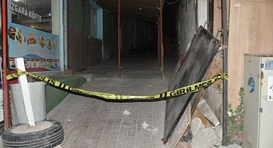 İzmir'de metruk binada bir kişiyi bıçakla öldüren zanlı tutuklandı