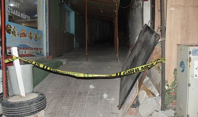 İzmir'de metruk binada bir kişiyi bıçakla öldüren zanlı tutuklandı