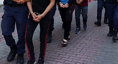 İzmir'de sahte içki operasyonunda 32 kişi yakalandı