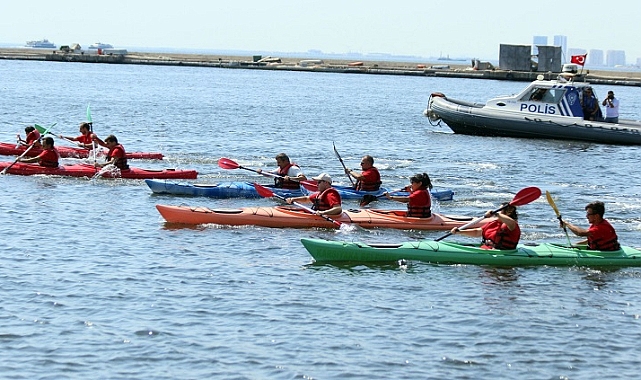 İzmir Körfezinde bir ilk yaşandı