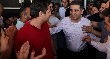 İzmir Menderes Belediye Başkanı Kayalar serbest