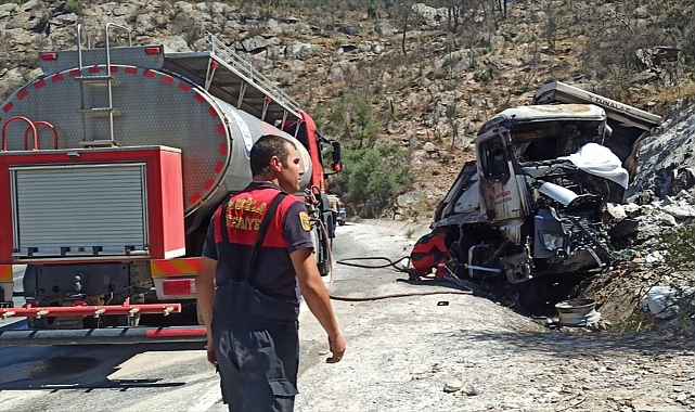 Muğla'da kaza sonrası yanan tırın sürücüsü öldü