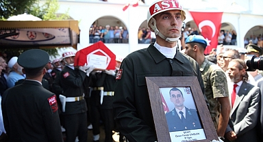 Şehit Piyade Teğmen Civelek, Sakarya'da son yolculuğuna uğurlandı