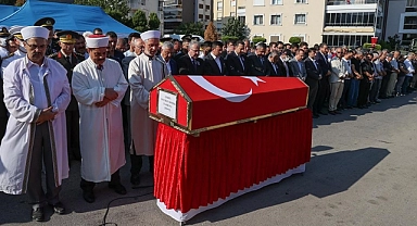 Şehit Şimşek, İzmir'de son yolculuğuna uğurlandı