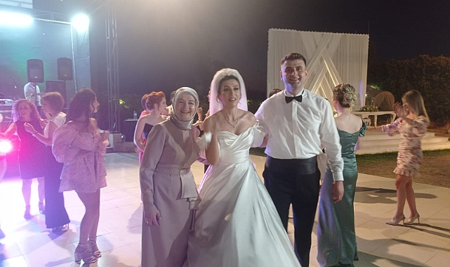 Yazarımız Aydan Kurt’un Mutlu günü