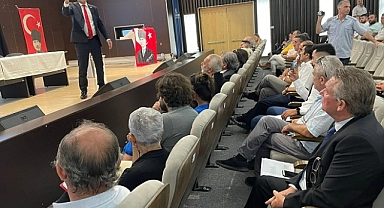 Yılmaz, partisinin İzmir il kongresine katıldı