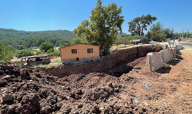 1915 Çanakkale Köprüsü bitti, Yeniköy'deki 50 metrelik köprü bitmedi!