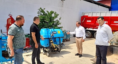 AK Partili Kırkpınar Tire’de Vatandaşlarla Buluştu
