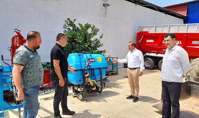 AK Partili Kırkpınar Tire’de Vatandaşlarla Buluştu