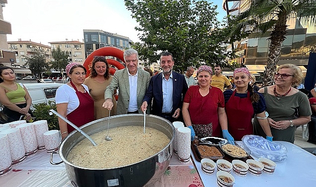 Aşure Kazanları Narlıdere’de Kaynadı