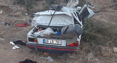 Aydın'da şarampole yuvarlanan otomobildeki 2 kişi öldü