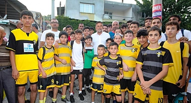 Başkan Sandal, Onur Mahallesi’ni ziyaret etti
