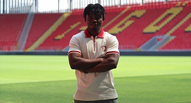Göztepe, Isaac Atanga'yı transfer etti