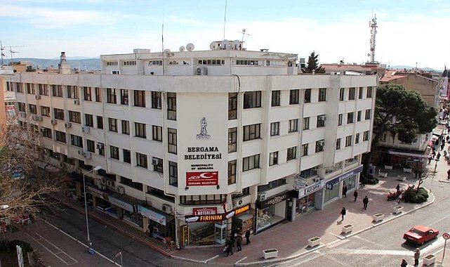 Bergama Belediyesi binası için karar ay sonunda verilecek