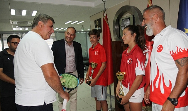 Ksk Tenis Şubesi’nden Başkan Tugay’a Ziyaret
