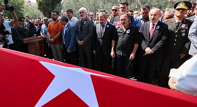 Şehit Uzman Çavuş Manisa'da Toprağa Verildi